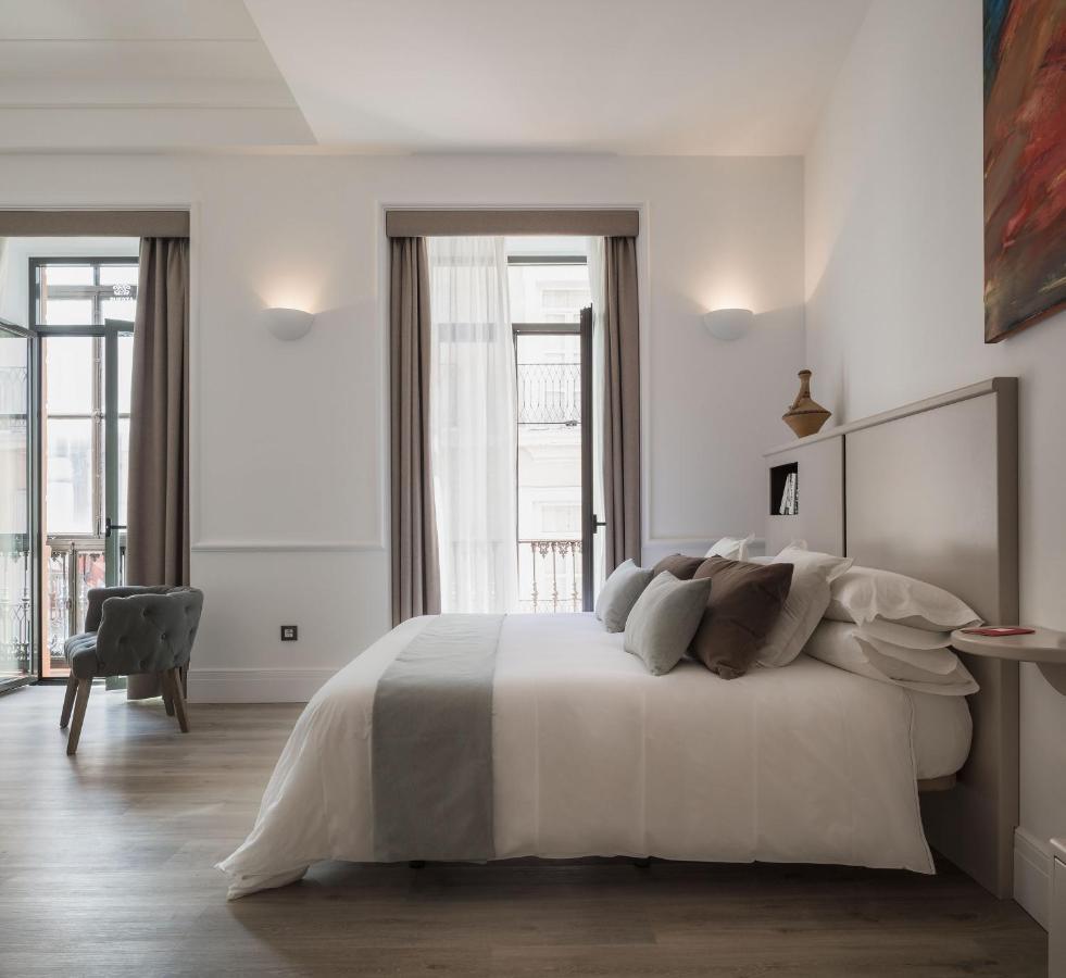 Puerta Catedral Holiday Suites Siviglia Esterno foto