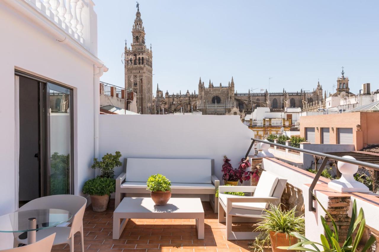 Puerta Catedral Holiday Suites Siviglia Esterno foto